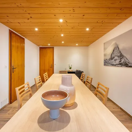 Anita Apartman